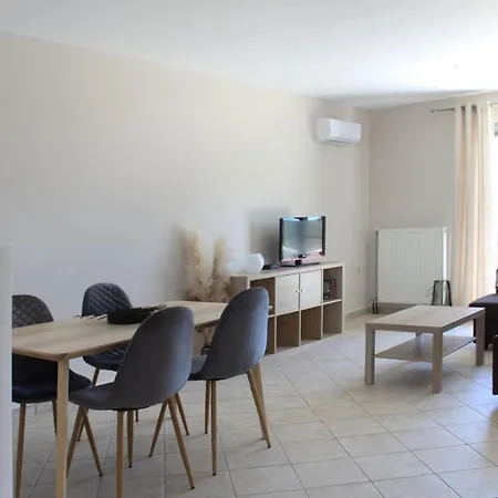 Olivelia Apartamento Mavrata